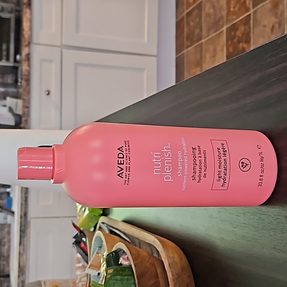 AVEDA Nutriplenish Light Shampoo Liter